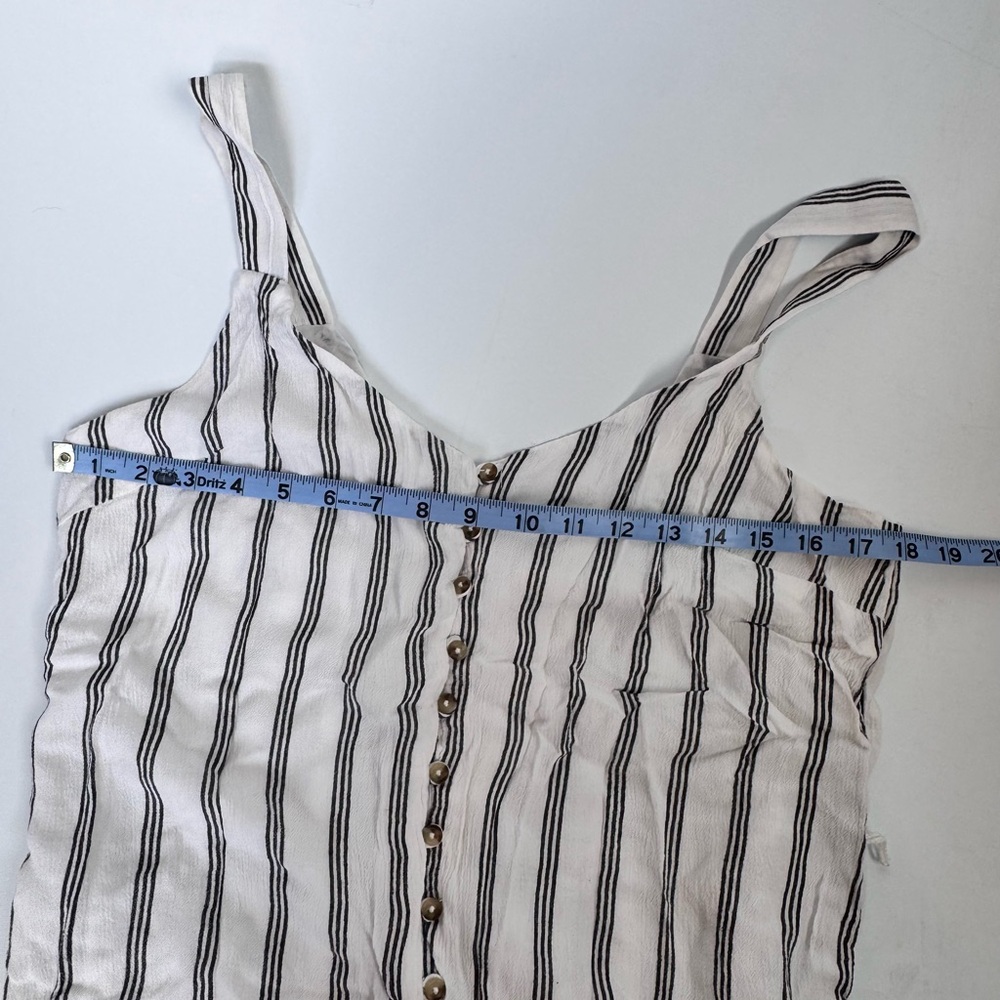 American Eagle Outfitters Black and White Striped Jumpsuit Size Meidum - Picture 9 of 10